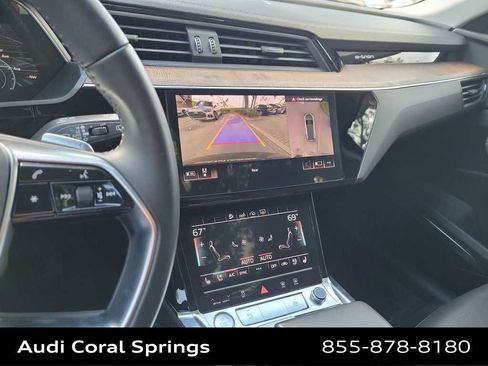 Used 2019 Audi e-tron Premium Plus image 24