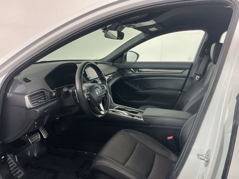 Used 2022 Honda Accord Sport image 12