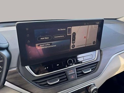 Used 2024 Nissan Altima 2.5 SL image 9