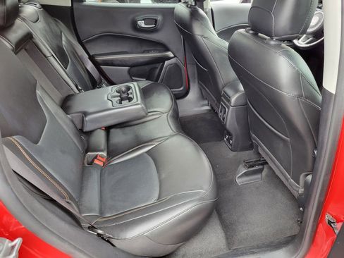 Used 2021 Jeep Compass Limited AWD/4WD image 18