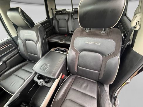 Used 2022 RAM 1500 Laramie AWD/4WD image 23