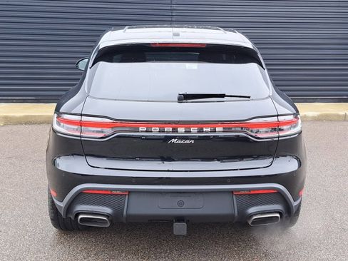 Used 2026 Porsche Macan AWD/4WD image 6