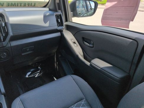 Used 2026 Nissan Frontier SV w/ SV Convenience Package AWD/4WD image 18