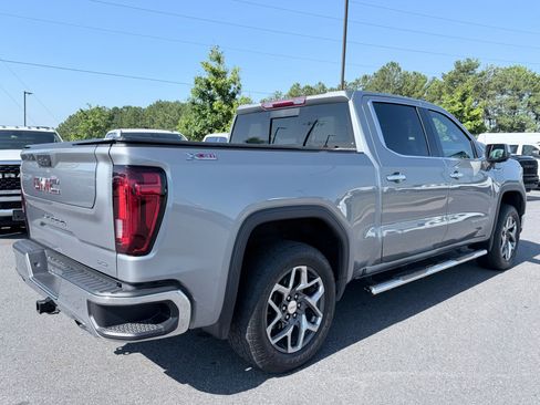 Used 2024 GMC Sierra 1500 SLT w/ SLT Convenience Package AWD/4WD image 5