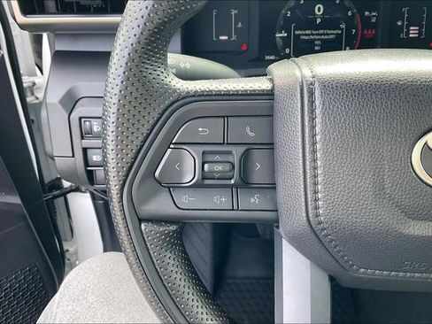 Used 2024 Toyota Tacoma SR image 18