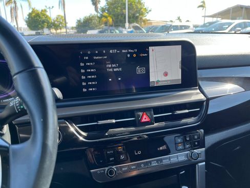 Used 2025 Kia Seltos S FWD image 17