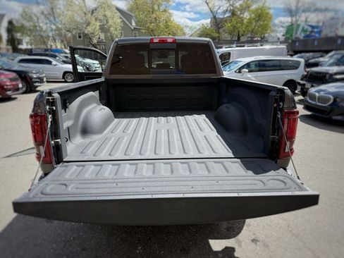 New 2025 RAM 2500 Big Horn AWD/4WD image 32