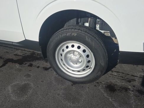 Used 2022 Ford Maverick XL image 11