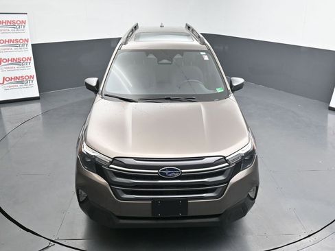 Used 2025 Subaru Forester Premium w/ Protection Package (1PH) image 11