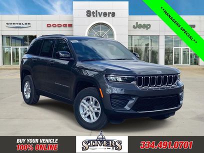 New 2025 Jeep Grand Cherokee Laredo w/ MOPAR Finishing Package