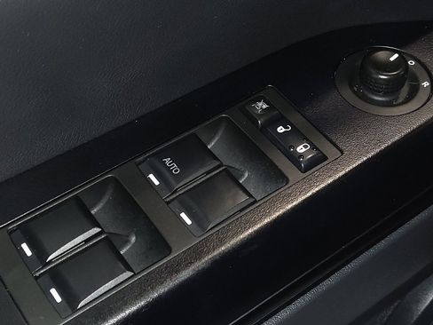Used 2017 Jeep Patriot Sport w/ Power Value Group FWD image 27