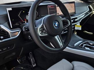 New 2026 BMW X5 xDrive50e video 3