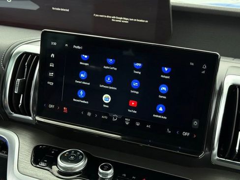 Used 2025 Ford Expedition Max Platinum image 33