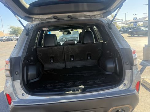 Used 2025 Subaru Forester Sport w/ Popular Package #2 image 9