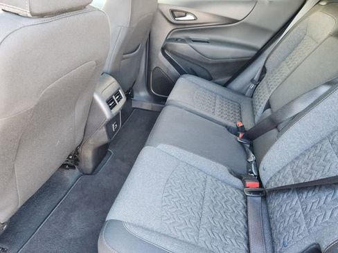 Used 2024 Chevrolet Equinox LT FWD image 30