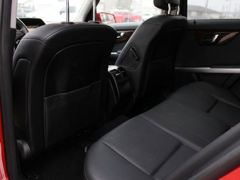 Used 2011 Mercedes-Benz GLK 350 4MATIC image 34