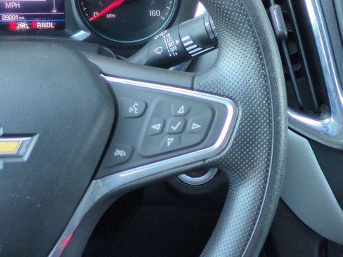 Certified 2022 Chevrolet Equinox LS w/ LS Convenience Package image 14