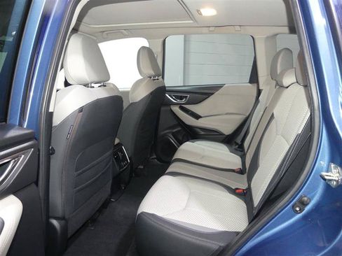 Used 2020 Subaru Forester Premium w/ Popular Package #1 AWD/4WD image 27