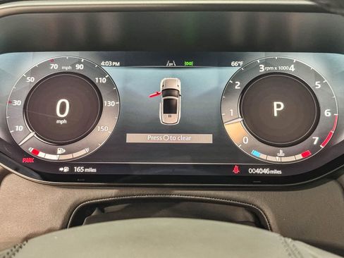 Used 2025 Land Rover Range Rover Sport SE AWD/4WD image 26