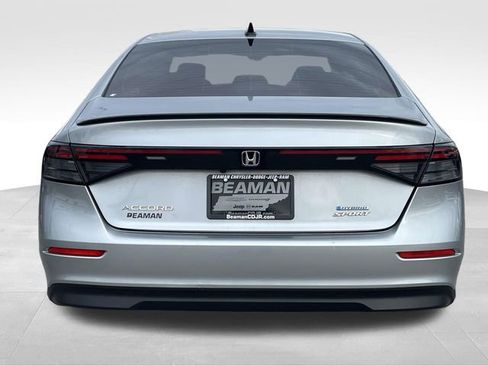 Used 2023 Honda Accord Sport image 6