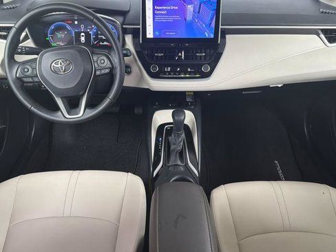 Certified 2026 Toyota Corolla XLE FWD image 9