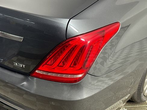 Used 2019 Genesis G90 3.3T Premium image 34