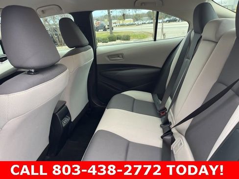 Used 2023 Toyota Corolla LE image 12