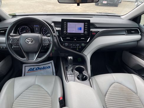 Used 2023 Toyota Camry SE FWD image 13