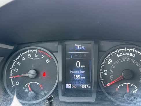 Used 2023 Toyota Tacoma SR image 24