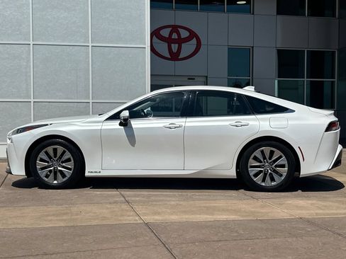 Certified 2023 Toyota Mirai w/ Advanced Technology Package RWD image 8