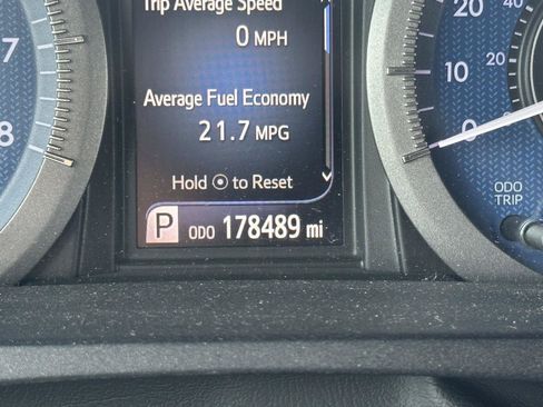 Used 2015 Toyota Sienna XLE FWD image 14