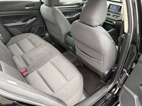 Used 2021 Nissan Altima 2.5 SV w/ SV Premium Package AWD/4WD image 23