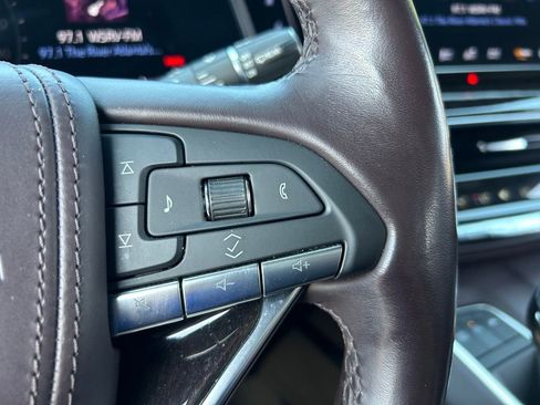 Used 2022 Cadillac Escalade ESV Sport Platinum image 27