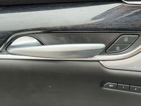 Certified 2023 Cadillac XT5 Premium Luxury w/ Technology Package image 17