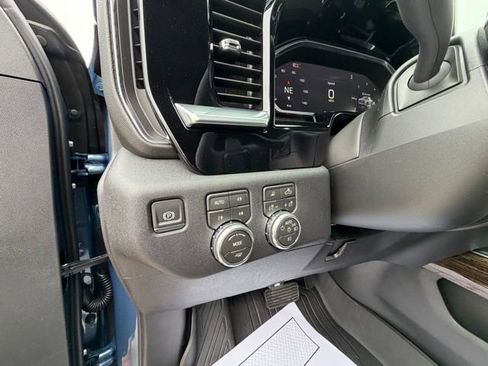 New 2026 GMC Sierra 1500 Elevation w/ Elevation Premium Package AWD/4WD image 17