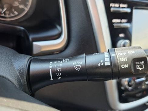 Used 2016 Nissan Murano S AWD/4WD image 20