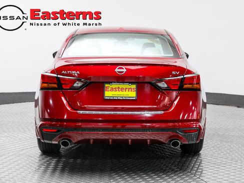 Used 2023 Nissan Altima 2.5 SV w/ SV Premium Package FWD image 6