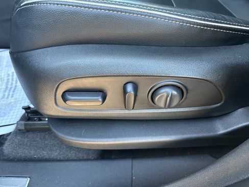 Used 2020 GMC Terrain Denali w/ Denali Premium Package image 18