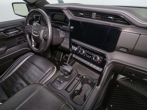 Used 2023 GMC Sierra 1500 AT4X AWD/4WD image 17