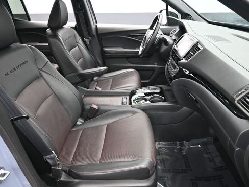 Used 2023 Honda Ridgeline Black Edition image 45