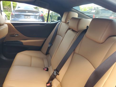 Used 2021 Lexus ES 350 w/ Premium Package FWD image 12