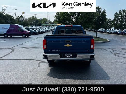 Used 2017 Chevrolet Silverado 1500 LTZ w/ LTZ Plus Package AWD/4WD image 6
