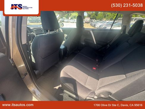 Used 2013 Toyota RAV4 XLE FWD image 12