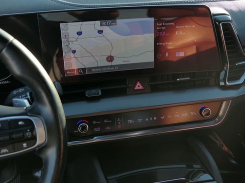 Used 2023 Kia Sportage SX Prestige image 18