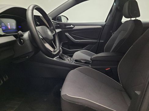 Used 2025 Volkswagen Jetta Sport FWD image 17