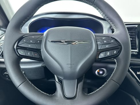 New 2026 Chrysler Pacifica Limited w/ S Appearance Package image 22