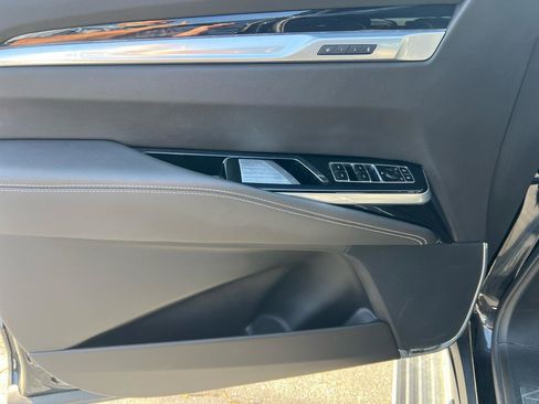 Used 2025 Cadillac Escalade Sport w/ LPO, Floor Liner Package AWD/4WD image 12