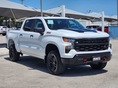 Certified 2025 Chevrolet Silverado 1500 Custom Trail Boss AWD/4WD image 3