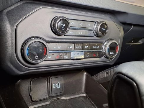 Used 2023 Ford Bronco Raptor AWD/4WD image 8