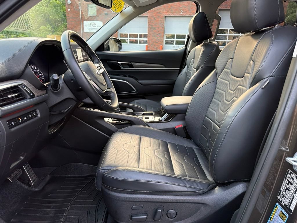 Certified 2021 Kia Telluride SX w/ SX Prestige Package AWD/4WD image 16
